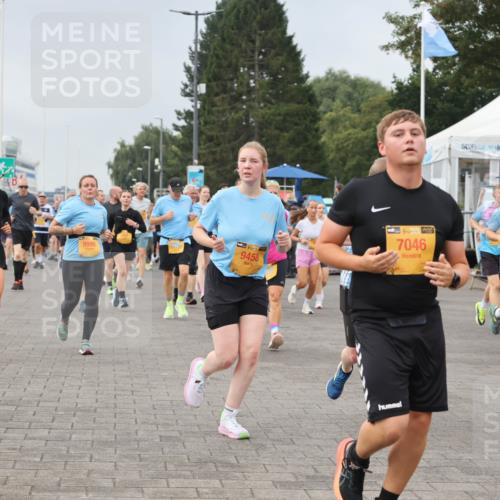 13.09.2026 - Kiel Lauf Andreas Tolksdorf http://msf.ph/oto/10354650 13.09.2026 09:57:53 Kiellinie 5636, 8996, 9458, 1, 38, 7046 meine-sportfotos.de