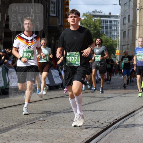13.09.2026 - 21. swb-Marathon Bremen Strokosch-Dieckow http://msf.ph/oto/10354698 13.09.2026 13:33:27 Ziel 1532, 2283, 2393, 2440, 2818, 2959, 3167, 3404, 3710, 3773, 4194, 4260, 4408, 4659, 5090, 5191, 5324, 5395, 5410, 5706, 5749, 5790, 5981, 6941, 7467, 7756, 7788, 7830, 8061, 9269, 9292, 9406, 9745, 9829, 13019, 13028, 13039, 13092, 13093, 13101, 13146, 930, 2405, 2872, 2960, 3201, 3562, 3761, 4490, 6256, 6538, 6808, 6844, 6882, 7523, 7633, 7652, 7863, 8093, 8501, 8691, 9390, 9508, 10114, 13078 meine-sportfotos.de
