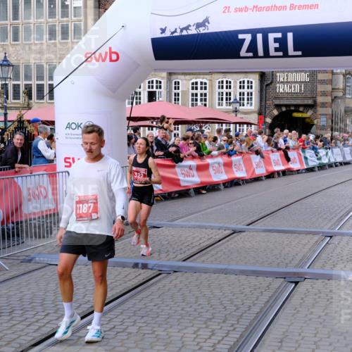 13.09.2026 - 21. swb-Marathon Bremen Tim E. http://msf.ph/oto/10354732 13.09.2026 12:45:53 Ziel 2032 meine-sportfotos.de