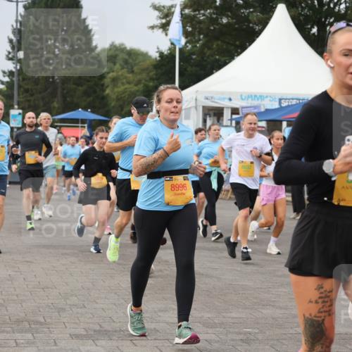 13.09.2026 - Kiel Lauf Andreas Tolksdorf http://msf.ph/oto/10354738 13.09.2026 09:57:55 Kiellinie 8610, 5651, 8996, 8037, 6 meine-sportfotos.de