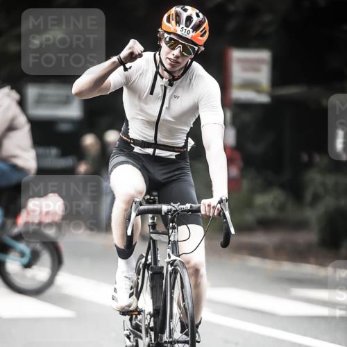 13.09.2026 - Stadtparktriathlon H.Heesch http://msf.ph/oto/10354750 13.09.2026 11:10:50 Radfahren 510, 683 meine-sportfotos.de
