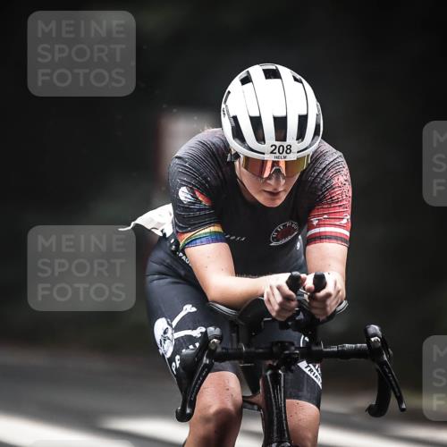 13.09.2026 - Stadtparktriathlon H.Heesch http://msf.ph/oto/10354752 13.09.2026 09:35:21 Radfahren 160, 208, 209 meine-sportfotos.de