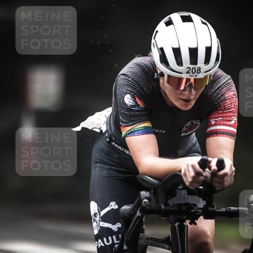 13.09.2026 - Stadtparktriathlon H.Heesch http://msf.ph/oto/10354754 13.09.2026 09:35:21 Radfahren 160, 208, 209 meine-sportfotos.de