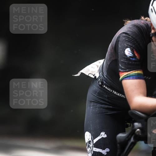 13.09.2026 - Stadtparktriathlon H.Heesch http://msf.ph/oto/10354763 13.09.2026 09:35:21 Radfahren 160, 208, 209 meine-sportfotos.de