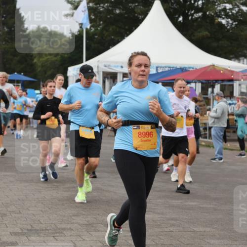 13.09.2026 - Kiel Lauf Andreas Tolksdorf http://msf.ph/oto/10354765 13.09.2026 09:57:56 Kiellinie 8610, 38, 8996, 037 meine-sportfotos.de