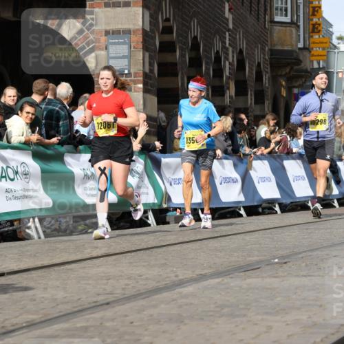 13.09.2026 - 21. swb-Marathon Bremen Strokosch-Dieckow http://msf.ph/oto/10354774 13.09.2026 10:56:07 Ziel 10243, 10374, 10379, 10423, 10529, 10550, 10703, 10809, 10952, 11377, 11510, 12108, 12125, 12143, 12188, 12484, 10184, 10211, 10246, 10322, 10365, 10443, 10670, 10699, 10957, 10960, 11280, 11317, 11570, 11693, 11782, 12452 meine-sportfotos.de