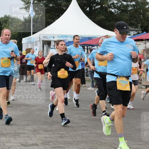 13.09.2026 - Kiel Lauf Andreas Tolksdorf http://msf.ph/oto/10354779 13.09.2026 09:57:57 Kiellinie 38, 8610, 5651, 177, 10028, 11475, 8037 meine-sportfotos.de