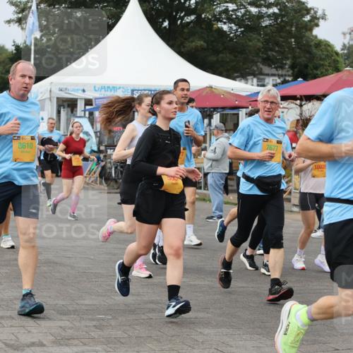 13.09.2026 - Kiel Lauf Andreas Tolksdorf http://msf.ph/oto/10354791 13.09.2026 09:57:58 Kiellinie 977, 38, 8610, 7677, 10028 meine-sportfotos.de