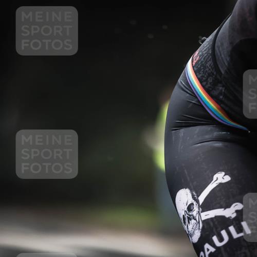 13.09.2026 - Stadtparktriathlon H.Heesch http://msf.ph/oto/10354810 13.09.2026 09:35:25 Radfahren 160, 208 meine-sportfotos.de