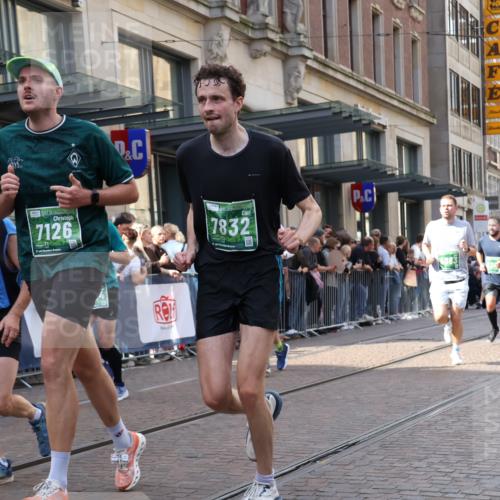 13.09.2026 - 21. swb-Marathon Bremen Strokosch-Dieckow http://msf.ph/oto/10354817 13.09.2026 13:33:28 Ziel 930, 1656, 2405, 2727, 2872, 2960, 3201, 3389, 3522, 3562, 3761, 4490, 4554, 4658, 4874, 5063, 5156, 5513, 5563, 5587, 6151, 6508, 6538, 6623, 6808, 7126, 7354, 7431, 7523, 7633, 7652, 7832, 7863, 8025, 8512, 8691, 9068, 9128, 9342, 9344, 9390, 9508, 10114, 13078, 831, 1124, 2283, 2393, 2818, 2980, 4052, 4219, 4243, 4260, 4408, 4492, 4536, 4543, 4565, 5040, 5191, 5324, 5560, 5660, 5726, 5861, 5862, 5914, 6256, 6421, 6597, 6777, 6844, 6882, 6915, 6997, 7145, 7523 meine-sportfotos.de