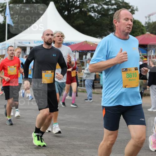 13.09.2026 - Kiel Lauf Andreas Tolksdorf http://msf.ph/oto/10354820 13.09.2026 09:57:59 Kiellinie 38, 4422, 287, 8610, 9177 meine-sportfotos.de