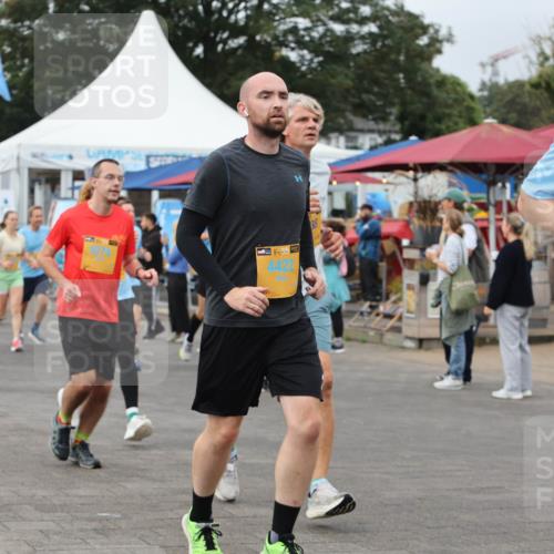 13.09.2026 - Kiel Lauf Andreas Tolksdorf http://msf.ph/oto/10354839 13.09.2026 09:57:59 Kiellinie 9774, 38, 4422, 8 meine-sportfotos.de