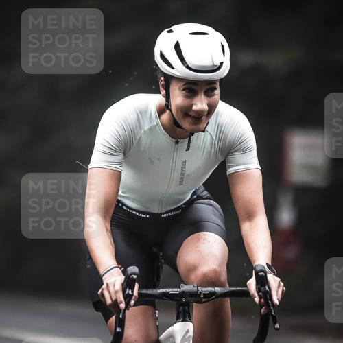 13.09.2026 - Stadtparktriathlon H.Heesch http://msf.ph/oto/10354843 13.09.2026 09:35:37 Radfahren 155, 184 meine-sportfotos.de