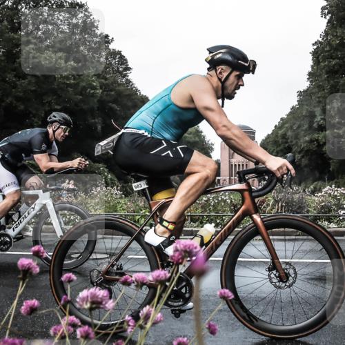 13.09.2026 - Stadtparktriathlon H.Heesch http://msf.ph/oto/10354863 13.09.2026 12:00:04 Radfahren 834, 975, 983, 1054 meine-sportfotos.de
