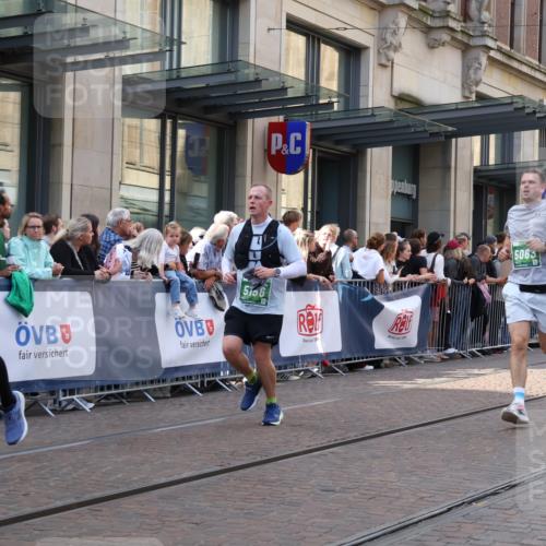 13.09.2026 - 21. swb-Marathon Bremen Strokosch-Dieckow http://msf.ph/oto/10354871 13.09.2026 13:33:29 Ziel 930, 1656, 2405, 2727, 2872, 2960, 3201, 3389, 3522, 3562, 3761, 4490, 4554, 4658, 4874, 5063, 5156, 5513, 5563, 5587, 6151, 6508, 6538, 6623, 6808, 7126, 7354, 7431, 7633, 7652, 7832, 7863, 8025, 8512, 8641, 8691, 9068, 9128, 9342, 9344, 9390, 9508, 10114, 13078, 831, 1124, 2283, 2393, 2818, 2980, 3562, 4052, 4219, 4243, 4260, 4408, 4492, 4536, 4543, 4565, 5040, 5191, 5324, 5560, 5660, 5726, 5861, 5862, 5914, 6256, 6421, 6597, 6777, 6844, 6882, 6915, 6997, 7145, 7523 meine-sportfotos.de