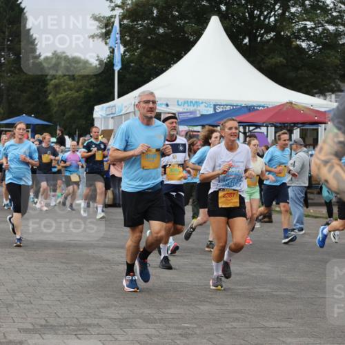 13.09.2026 - Kiel Lauf Andreas Tolksdorf http://msf.ph/oto/10354874 13.09.2026 09:58:01 Kiellinie 8997, 9364, 2387 meine-sportfotos.de