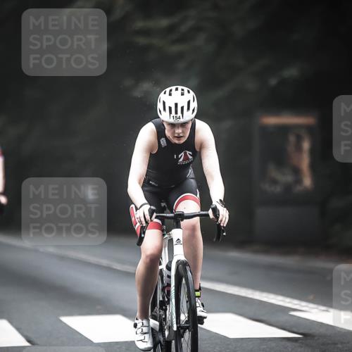 13.09.2026 - Stadtparktriathlon H.Heesch http://msf.ph/oto/10354891 13.09.2026 09:35:48 Radfahren 119, 154, 158 meine-sportfotos.de