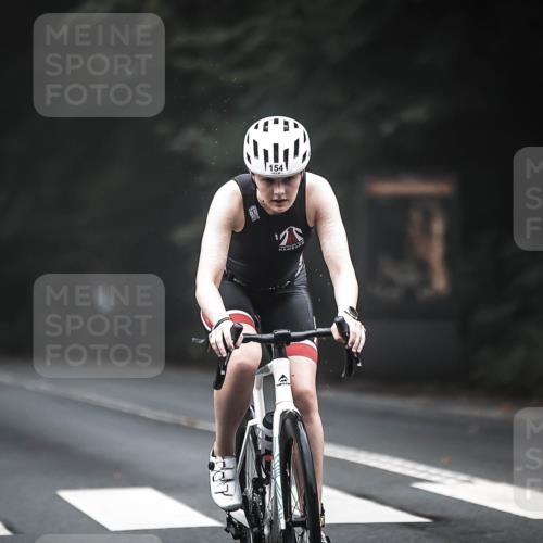 13.09.2026 - Stadtparktriathlon H.Heesch http://msf.ph/oto/10354895 13.09.2026 09:35:48 Radfahren 119, 154, 158 meine-sportfotos.de