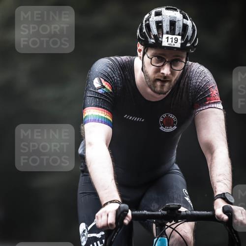 13.09.2026 - Stadtparktriathlon H.Heesch http://msf.ph/oto/10354948 13.09.2026 09:35:50 Radfahren 119, 154, 158 meine-sportfotos.de