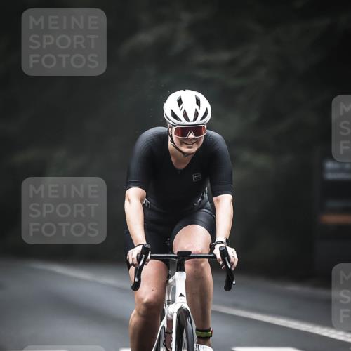 13.09.2026 - Stadtparktriathlon H.Heesch http://msf.ph/oto/10354960 13.09.2026 09:35:53 Radfahren 119, 154, 158, 197 meine-sportfotos.de