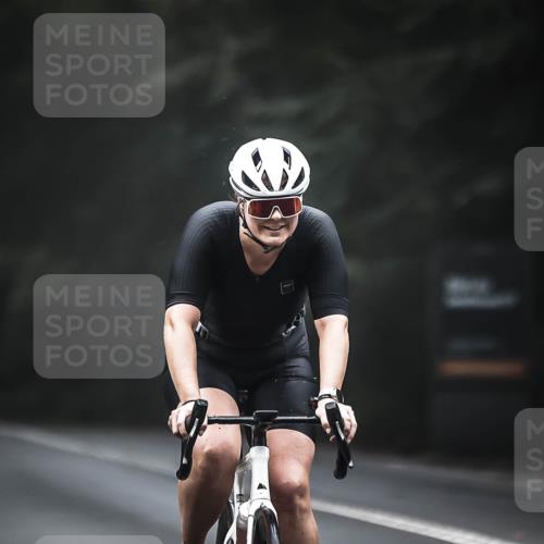 13.09.2026 - Stadtparktriathlon H.Heesch http://msf.ph/oto/10354963 13.09.2026 09:35:53 Radfahren 119, 154, 158, 197 meine-sportfotos.de