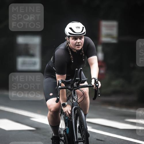 13.09.2026 - Stadtparktriathlon H.Heesch http://msf.ph/oto/10355026 13.09.2026 09:36:10 Radfahren 198 meine-sportfotos.de