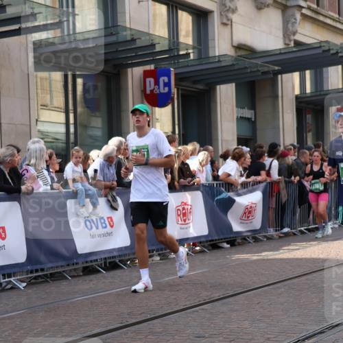 13.09.2026 - 21. swb-Marathon Bremen Strokosch-Dieckow http://msf.ph/oto/10355097 13.09.2026 13:33:34 Ziel 1656, 2405, 2727, 2872, 3201, 3389, 3522, 3761, 3790, 4490, 4554, 4613, 4658, 4874, 5063, 5156, 5341, 5513, 5563, 5587, 6151, 6508, 6509, 6623, 6808, 7047, 7126, 7303, 7354, 7431, 7633, 7652, 7832, 8025, 8512, 8641, 8910, 9068, 9128, 9342, 9344, 9390, 831, 930, 1124, 2283, 2960, 2980, 3562, 4052, 4219, 4243, 4260, 4492, 4536, 4543, 4565, 5040, 5560, 5660, 5726, 5861, 5862, 5914, 6256, 6421, 6538, 6597, 6777, 6844, 6882, 6915, 6997, 7145, 7523, 7633 meine-sportfotos.de