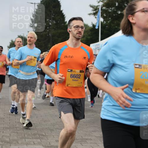 13.09.2026 - Kiel Lauf Andreas Tolksdorf http://msf.ph/oto/10355108 13.09.2026 09:58:08 Kiellinie 15, 438, 6602, 39, 2081 meine-sportfotos.de