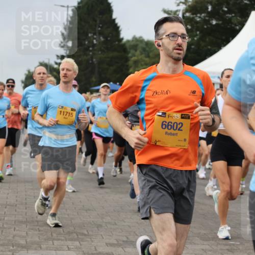 13.09.2026 - Kiel Lauf Andreas Tolksdorf http://msf.ph/oto/10355120 13.09.2026 09:58:08 Kiellinie 11715, 38, 6602, 20 meine-sportfotos.de