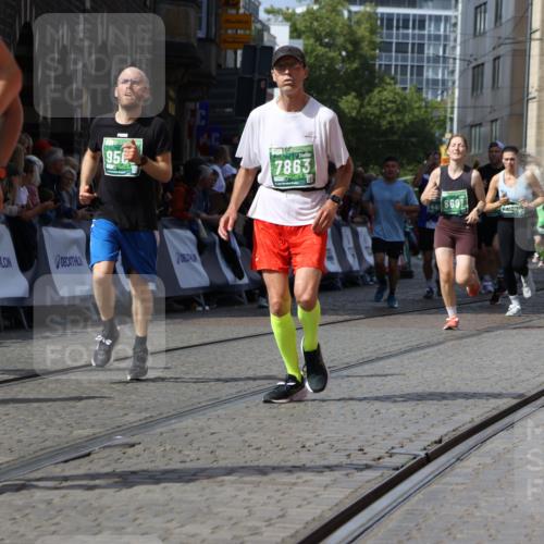 13.09.2026 - 21. swb-Marathon Bremen Strokosch-Dieckow http://msf.ph/oto/10355150 13.09.2026 13:33:31 Ziel 831, 1124, 2283, 2393, 2440, 2818, 2959, 3404, 3710, 4243, 4260, 4408, 4565, 4659, 5040, 5191, 5324, 5395, 5410, 5749, 5790, 5981, 6614, 6915, 7145, 7421, 7467, 7788, 7789, 7830, 8061, 9269, 9292, 9616, 9856, 13019, 13028, 13039, 13084, 13092, 13093, 13101, 13146, 930, 2405, 2872, 2960, 3201, 3562, 3761, 4490, 4554, 5063, 6538, 6808, 7126, 7523, 7633, 7652, 7832, 7863, 8691, 9068, 9342, 9390, 9508, 10114, 13078 meine-sportfotos.de
