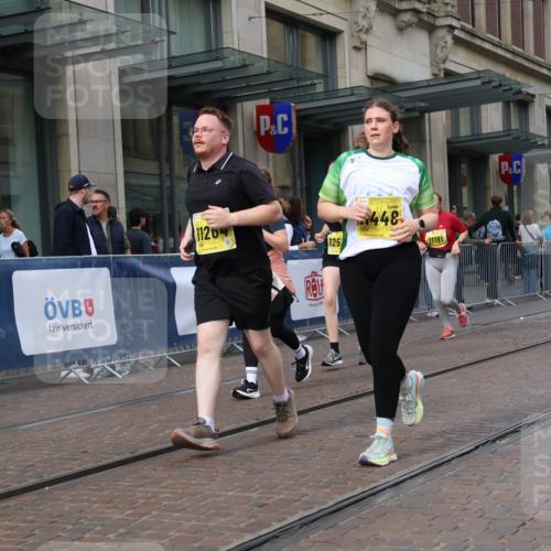 13.09.2026 - 21. swb-Marathon Bremen Strokosch-Dieckow http://msf.ph/oto/10355210 13.09.2026 11:16:05 Ziel 10242, 11026, 11081, 11139, 11181, 11200, 11264, 11274, 11385, 11448, 11573, 12057, 12102, 12151, 12539, 13508, 10474, 10665, 10900, 11217, 11307, 11549, 11613, 11768, 11778, 11897, 11940, 12046, 12306 meine-sportfotos.de