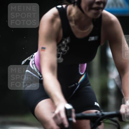 13.09.2026 - Stadtparktriathlon H.Heesch http://msf.ph/oto/10355217 13.09.2026 09:37:02 Radfahren 118, 147 meine-sportfotos.de
