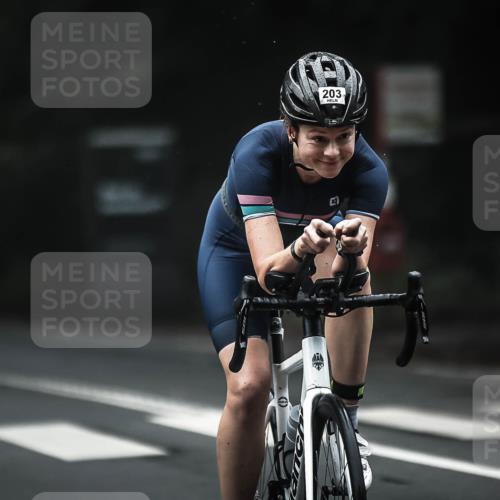 13.09.2026 - Stadtparktriathlon H.Heesch http://msf.ph/oto/10355247 13.09.2026 09:37:10 Radfahren 147, 168, 203 meine-sportfotos.de