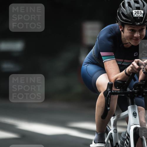 13.09.2026 - Stadtparktriathlon H.Heesch http://msf.ph/oto/10355254 13.09.2026 09:37:10 Radfahren 147, 168, 203 meine-sportfotos.de