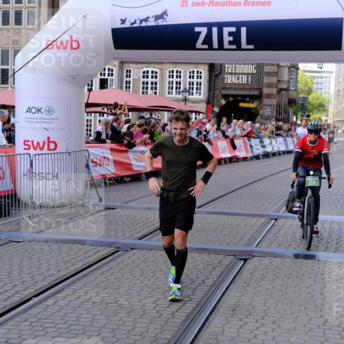 13.09.2026 - 21. swb-Marathon Bremen Tim E. http://msf.ph/oto/10355286 13.09.2026 12:46:55 Ziel 238, 574, 841, 1253, 1391, 1525 meine-sportfotos.de