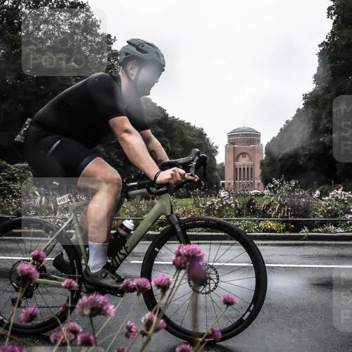 13.09.2026 - Stadtparktriathlon H.Heesch http://msf.ph/oto/10355314 13.09.2026 12:01:50 Radfahren 863, 867, 897, 915, 938 meine-sportfotos.de
