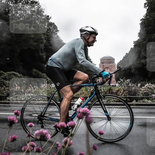 13.09.2026 - Stadtparktriathlon H.Heesch http://msf.ph/oto/10355326 13.09.2026 12:01:53 Radfahren 863, 867, 915, 938 meine-sportfotos.de