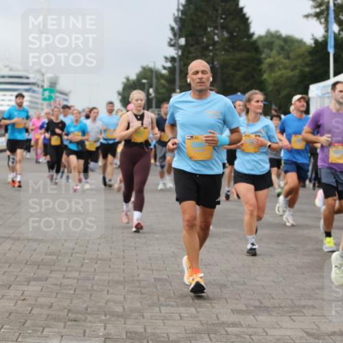 13.09.2026 - Kiel Lauf Andreas Tolksdorf http://msf.ph/oto/10355374 13.09.2026 09:58:25 Kiellinie 8987, 1166 meine-sportfotos.de