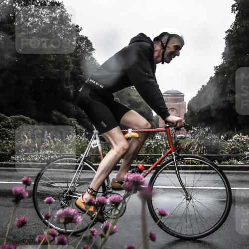 13.09.2026 - Stadtparktriathlon H.Heesch http://msf.ph/oto/10355381 13.09.2026 12:02:01 Radfahren 844, 871, 985, 1033, 1062, 1063 meine-sportfotos.de