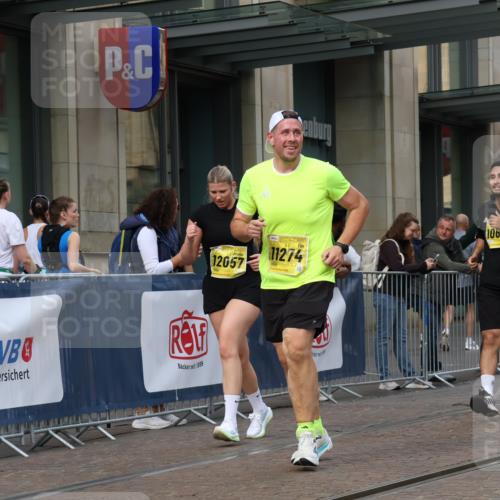 13.09.2026 - 21. swb-Marathon Bremen Strokosch-Dieckow http://msf.ph/oto/10355384 13.09.2026 11:16:11 Ziel 10242, 11181, 11200, 11264, 11274, 11385, 11448, 11573, 12057, 12102, 12158, 12539, 10474, 10665, 11026, 11081, 11139, 11217, 11264, 11448, 11549, 11613, 11768, 11940, 12046, 12151, 12306, 13508 meine-sportfotos.de