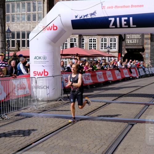 13.09.2026 - 21. swb-Marathon Bremen Tim E. http://msf.ph/oto/10355385 13.09.2026 12:47:02 Ziel 238, 574, 841, 1391 meine-sportfotos.de