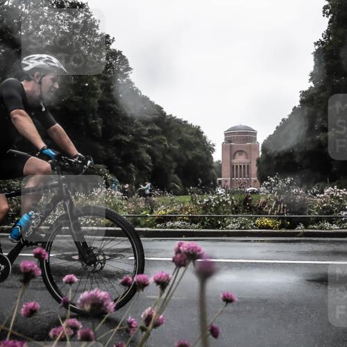 13.09.2026 - Stadtparktriathlon H.Heesch http://msf.ph/oto/10355437 13.09.2026 12:02:12 Radfahren 714, 780, 869, 949 meine-sportfotos.de