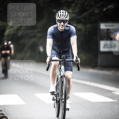 13.09.2026 - Stadtparktriathlon H.Heesch http://msf.ph/oto/10355461 13.09.2026 11:11:40 Radfahren 451, 470, 498, 547, 612 meine-sportfotos.de