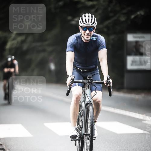 13.09.2026 - Stadtparktriathlon H.Heesch http://msf.ph/oto/10355467 13.09.2026 11:11:40 Radfahren 451, 470, 498, 547, 612 meine-sportfotos.de