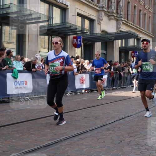 13.09.2026 - 21. swb-Marathon Bremen Strokosch-Dieckow http://msf.ph/oto/10355489 13.09.2026 13:33:44 Ziel 1364, 1656, 2355, 2464, 2727, 3162, 3389, 3522, 3632, 3790, 3984, 4613, 4658, 5265, 5341, 5489, 5513, 5563, 5587, 5768, 6090, 6151, 6350, 6405, 6508, 6509, 6623, 7047, 7113, 7303, 7354, 7431, 7897, 7988, 8025, 8512, 8641, 8870, 8910, 9344, 9905, 10058, 13118, 930, 2405, 2872, 2960, 3201, 3562, 3761, 4052, 4219, 4490, 4543, 4554, 4658, 4874, 5063, 5156, 5560, 5660, 5726, 5861, 5862, 6256, 6421, 6508, 6538, 6597, 6808, 6844, 6882, 6997, 7126, 7523, 7633 meine-sportfotos.de