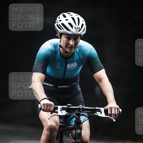 13.09.2026 - Stadtparktriathlon H.Heesch http://msf.ph/oto/10355493 13.09.2026 09:37:55 Radfahren 167, 186 meine-sportfotos.de