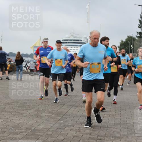 13.09.2026 - Kiel Lauf Andreas Tolksdorf http://msf.ph/oto/10355494 13.09.2026 09:58:28 Kiellinie 5698, 38, 8310, 7266 meine-sportfotos.de
