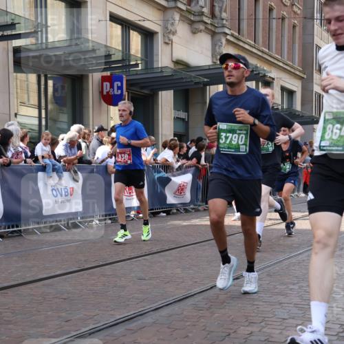 13.09.2026 - 21. swb-Marathon Bremen Strokosch-Dieckow http://msf.ph/oto/10355507 13.09.2026 13:33:45 Ziel 1364, 1656, 2355, 2464, 2727, 3162, 3389, 3522, 3632, 3790, 3984, 4613, 5265, 5341, 5489, 5513, 5563, 5587, 5768, 6090, 6151, 6350, 6405, 6509, 6623, 7047, 7113, 7303, 7354, 7431, 7897, 7988, 8025, 8512, 8641, 8870, 8910, 9344, 9905, 10058, 13118, 930, 2405, 2872, 2960, 3201, 3562, 3761, 4052, 4219, 4490, 4543, 4554, 4658, 4874, 5063, 5156, 5560, 5660, 5726, 6256, 6508, 6538, 6597, 6808, 6844, 6882, 6997, 7126, 7523, 7633 meine-sportfotos.de