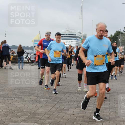 13.09.2026 - Kiel Lauf Andreas Tolksdorf http://msf.ph/oto/10355520 13.09.2026 09:58:29 Kiellinie 5698, 4, 38, 8310, 266 meine-sportfotos.de