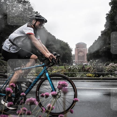 13.09.2026 - Stadtparktriathlon H.Heesch http://msf.ph/oto/10355532 13.09.2026 12:02:36 Radfahren 729, 854, 860, 880, 946, 1029 meine-sportfotos.de